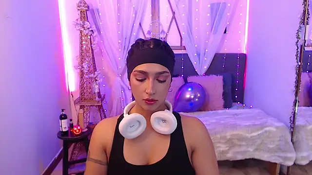 Snapshot of Cleofox_ chatting on October 11, 7:23 pm Cleofox online show from October 11, 7:23 pm