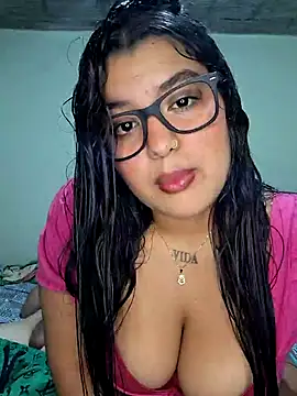 Cat Hot Party online show from November 6, 2:01 am