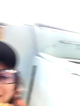 Clavelnegro online show from December 3, 9:24 pm