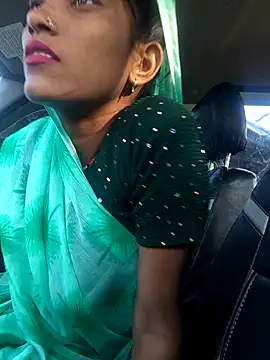 Snapshot of So_pinki chatting on February 17, 10:56 am So pinki online show from February 17, 10:56 am