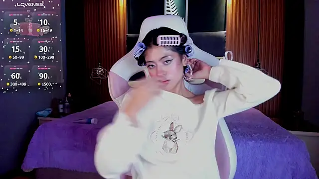 AlanaWalker9 online show from November 28, 3:47 pm