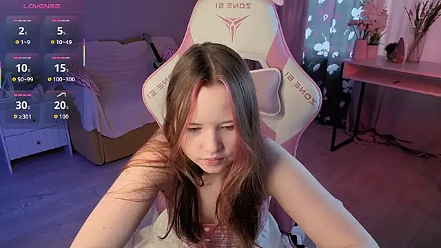 Snapshot of Sweetie_Hope chatting on September 27, 7:13 am Sweetie Hope online show from September 27, 7:13 am