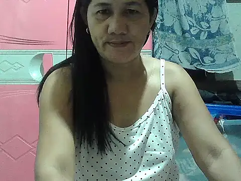 hotmama 063 online show from October 4, 8:07 pm