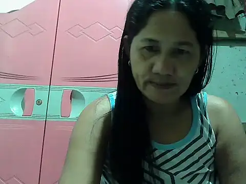 hotmama 063 online show from October 13, 8:09 pm