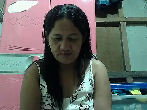 hotmama 063 online show from October 15, 8:42 pm