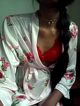 Snapshot of BunnyBloom25 chatting on September 26, 11:14 am BunnyBloom25 online show from September 26, 11:14 am