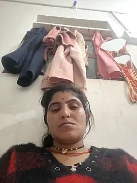 LUCKY cut online show from February 6, 6:44 pm