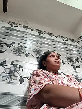 LUCKY cut online show from May 2, 1:54 am