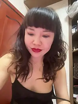 Snapshot of Xinlan-Asia chatting on February 19, 12:12 pm Xinlan-Asia online show from February 19, 12:12 pm