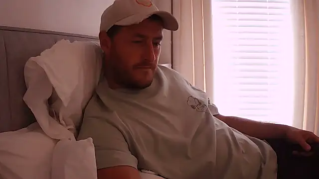 Londonlad818 online show from September 10, 12:38 pm