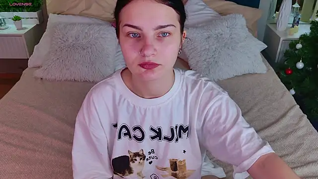 Angel Braun online show from December 18, 12:44 pm