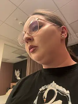 Snapshot of Mia_Swano chatting on July 24, 6:17 pm Mia Swano online show from July 24, 6:17 pm