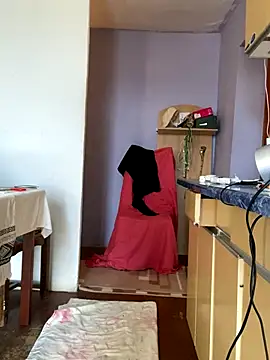 Snapshot of vikinylon chatting on September 26, 10:41 am vikinylon online show from September 26, 10:41 am