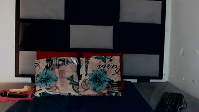 Freaky-boobs online show from November 10, 8:19 pm