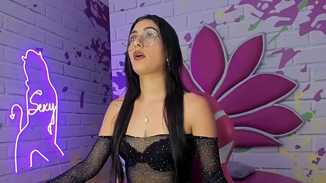 ValerySkinnyy online show from November 21, 11:14 pm