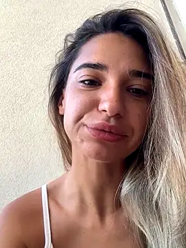 ItalianGirl online show from September 20, 8:37 am