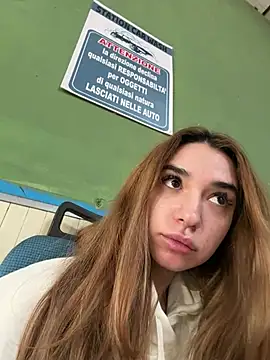 Snapshot of ItalianGirl chatting on March 17, 3:26 pm ItalianGirl online show from March 17, 3:26 pm