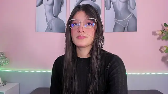Snapshot of Stefany_gonzales_ chatting on May 12, 12:24 pm Stefany gonzales online show from May 12, 12:24 pm
