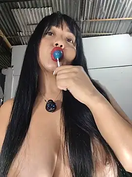 Snapshot of karly_hot_ chatting on May 22, 12:07 am karly hot online show from May 22, 12:07 am