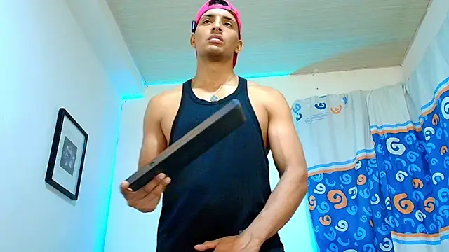 Snapshot of Smith_Fitness chatting on June 10, 2:01 am Smith Fitness online show from June 10, 2:01 am