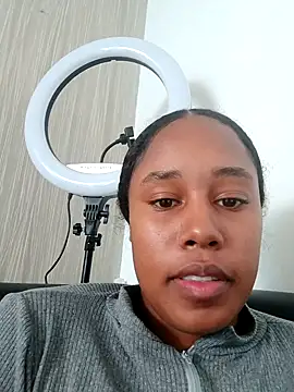 MoniqueMulberry online show from September 24, 7:06 pm