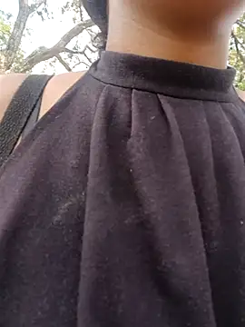 MoniqueMulberry online show from October 2, 6:15 pm