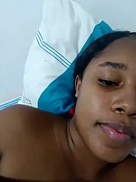 MoniqueMulberry online show from October 6, 7:50 am