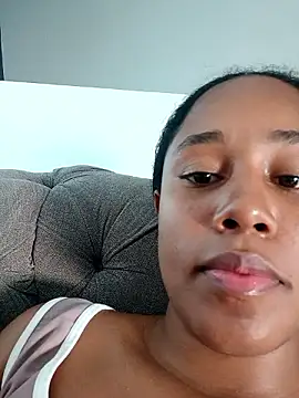 MoniqueMulberry online show from November 7, 7:58 pm