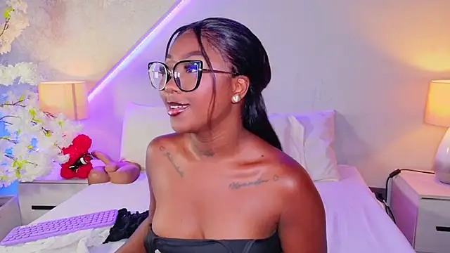 Snapshot of Kishalove_ chatting on June 16, 10:07 am Kishalove online show from June 16, 10:07 am