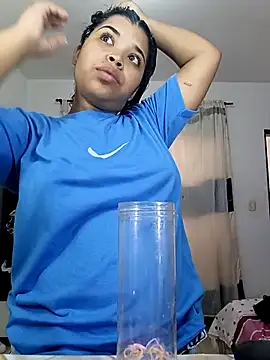 Snapshot of MadissonRizz chatting on September 25, 5:05 pm MadissonRizz online show from September 25, 5:05 pm