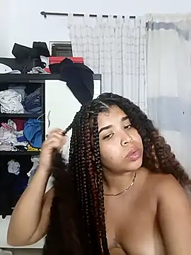 Snapshot of MadissonRizz chatting on October 3, 7:49 am MadissonRizz online show from October 3, 7:49 am