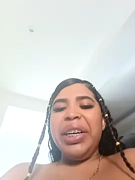 Snapshot of MadissonRizz chatting on October 14, 7:58 pm MadissonRizz online show from October 14, 7:58 pm