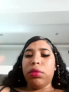 Snapshot of MadissonRizz chatting on October 15, 8:09 pm MadissonRizz online show from October 15, 8:09 pm
