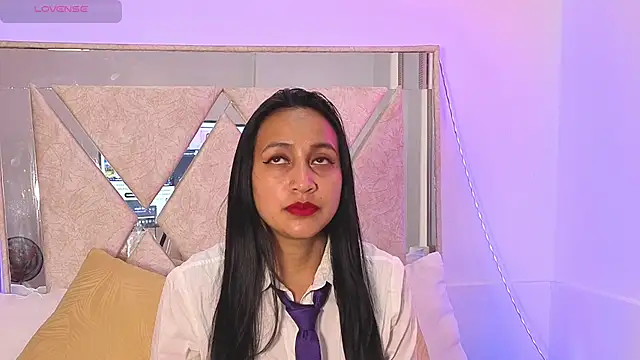 Snapshot of Anthonellacandy chatting on October 30, 8:42 pm Anthonellacandy online show from October 30, 8:42 pm