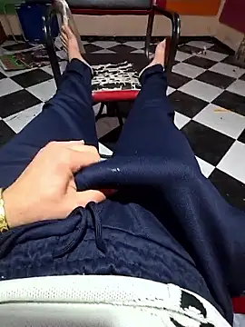 anis3g4 online show from March 10, 10:59 pm