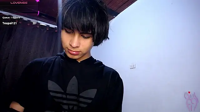 DaraKat18 online show from February 21, 6:36 am