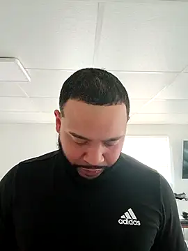 Snapshot of tripping385 chatting on October 26, 12:55 pm tripping385 online show from October 26, 12:55 pm