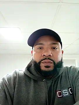 Snapshot of tripping385 chatting on October 29, 11:39 pm tripping385 online show from October 29, 11:39 pm