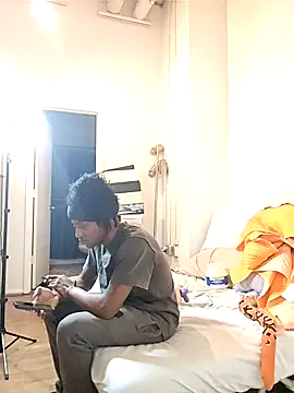 DarkSkinStroker online show from March 17, 11:30 pm