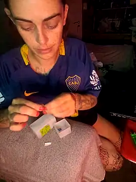 Almendrasexy online show from November 1, 8:05 am