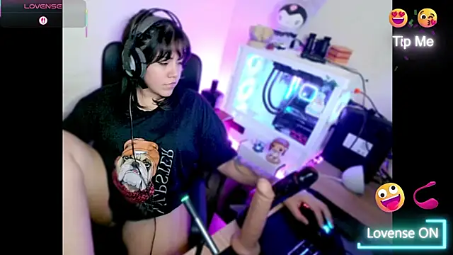 PinkDenial online show from December 4, 4:33 am