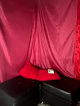 Snapshot of Dark_chanel chatting on November 1, 5:31 am Dark chanel online show from November 1, 5:31 am