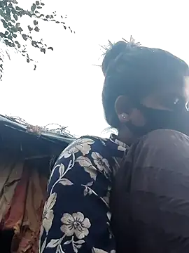 Janvi Jaitly online show from December 4, 1:26 am