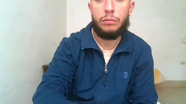 Snapshot of malessere1846 chatting on October 25, 8:22 am malessere1846 online show from October 25, 8:22 am