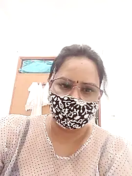 Snapshot of Your-vipasha chatting on May 2, 3:06 pm Your-vipasha online show from May 2, 3:06 pm