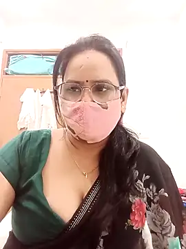 Snapshot of Your-vipasha chatting on May 9, 2:33 pm Your-vipasha online show from May 9, 2:33 pm