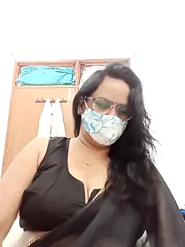 Snapshot of Your-vipasha chatting on May 12, 5:26 am Your-vipasha online show from May 12, 5:26 am