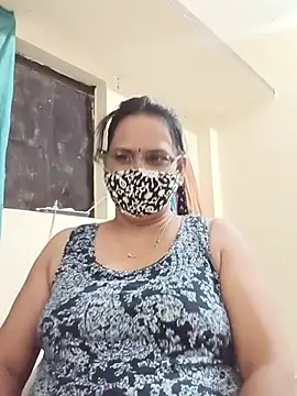 Your-vipasha online show from August 3, 5:38 pm