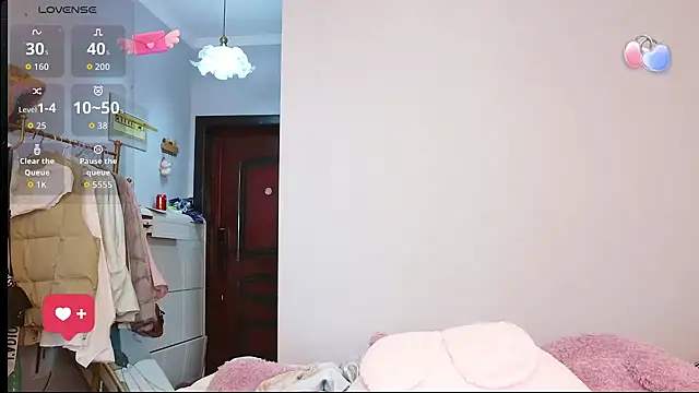 Snapshot of Diva_VVN chatting on May 21, 1:12 am Diva VVN online show from May 21, 1:12 am