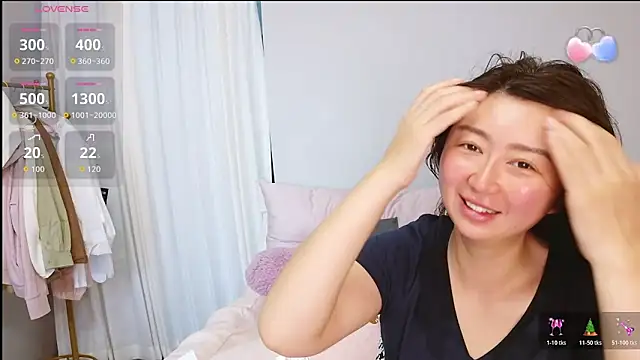 Snapshot of Diva_VVN chatting on June 10, 12:44 am Diva VVN online show from June 10, 12:44 am